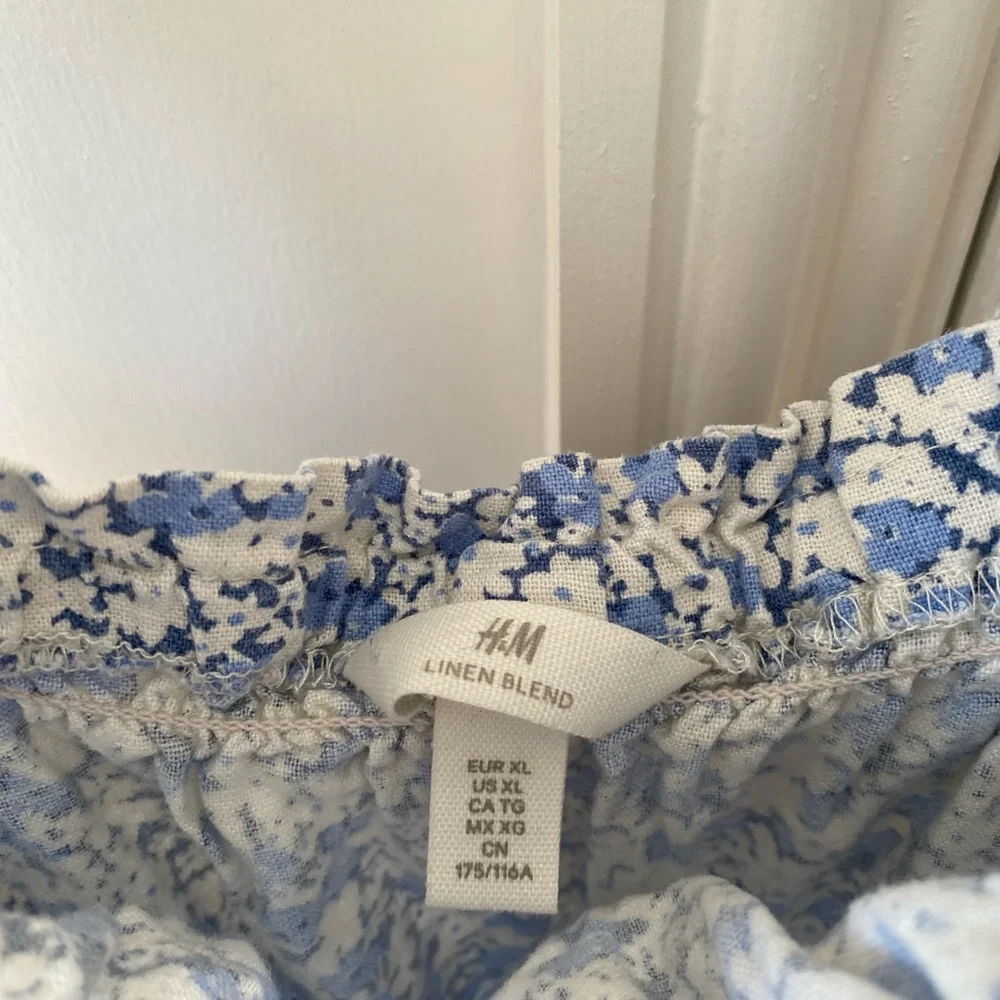 H&M Floral Square-Neck Tie Belt Jumpsuit Linen Blend Sz XL Spring Summer Casual